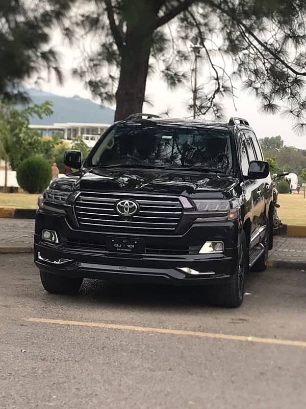 Rent a car in Rawalpindi , Revo & Vigo , V8 on rent ZX , Prado , Audi 8