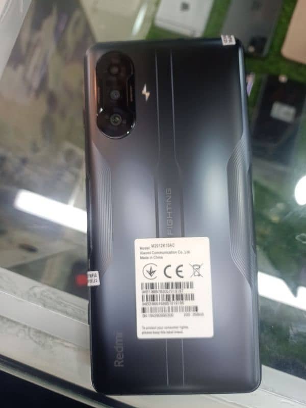Red Mi K40 0