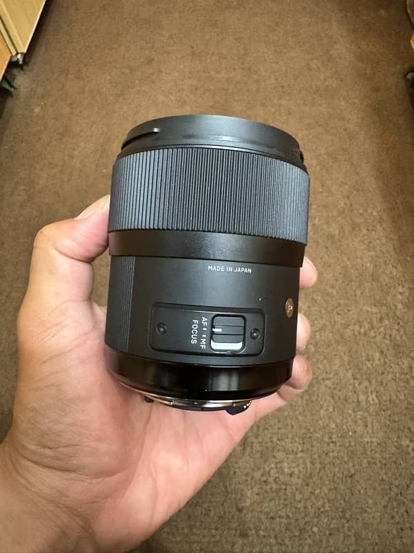 Sigma 35mm 1.4 ART Lens Nikon Mount 10/10++ Scratchless Condition 2