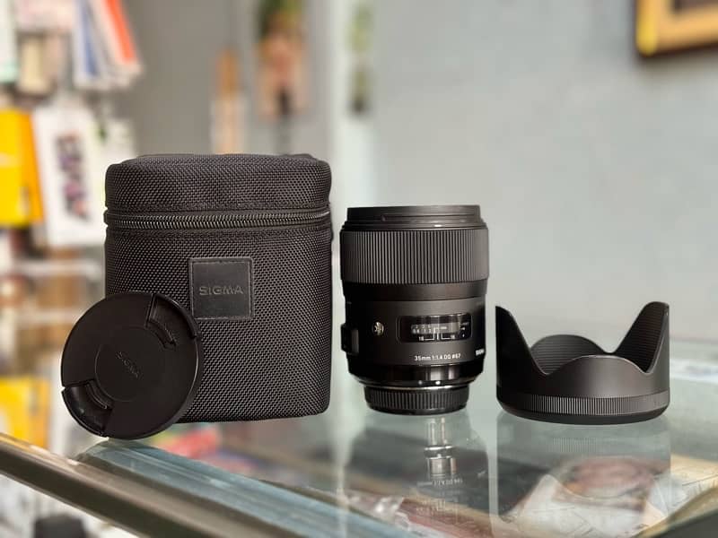 Sigma 35mm 1.4 ART Lens Nikon Mount 10/10++ Scratchless Condition 4