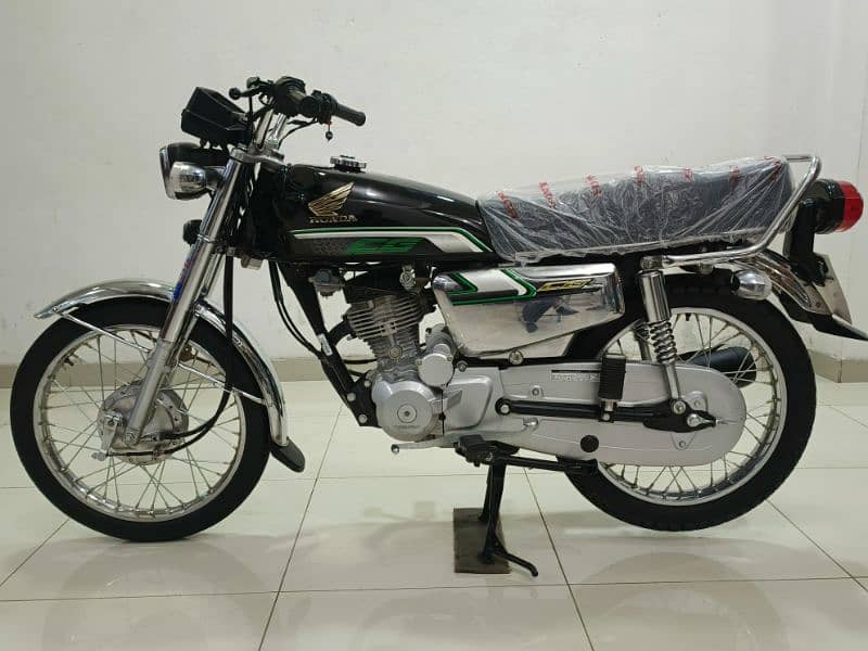 HONDA CG-125 SELF-START MODEL 2023 0