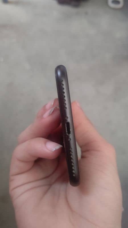 iphone 7 puls non PTA 3