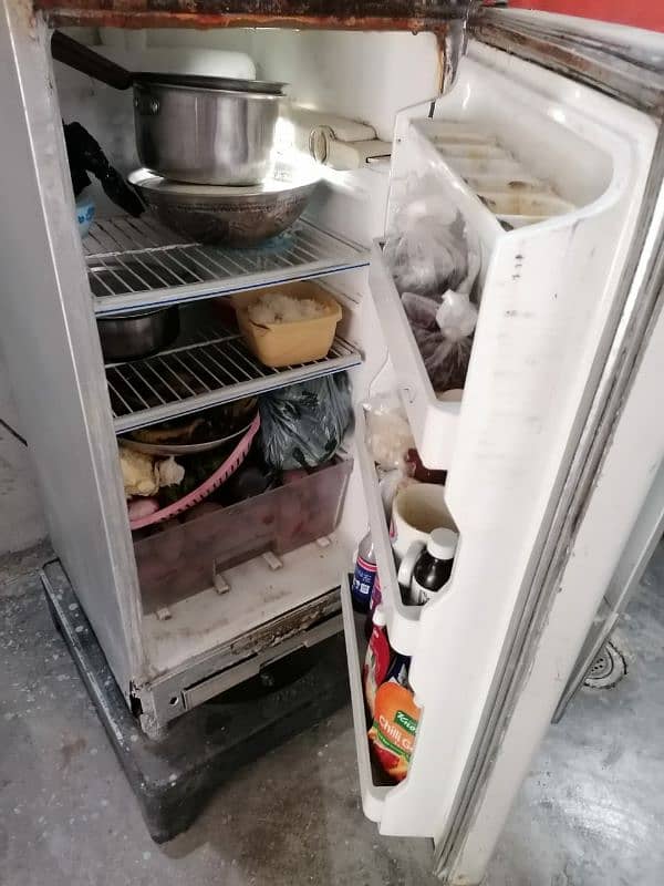 dawlance refregerator 0