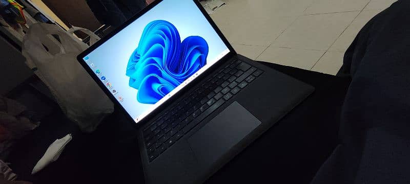 Microsoft surface 3 laptop 0