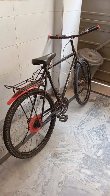 Full size bicycle black colour 0