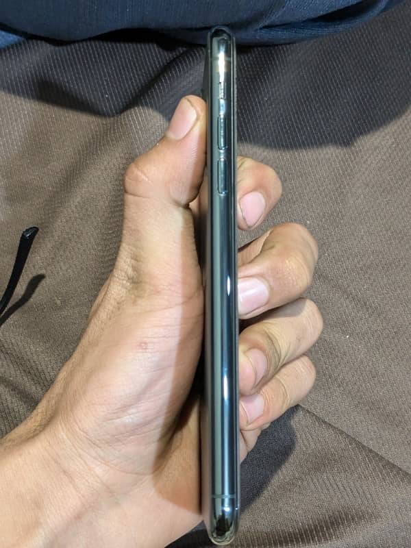 11 pro max pat approved 2 duel sim 256 gb 6