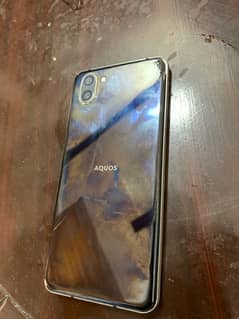 AQUOS R3 NON PTA FOR PARTS OR SALE SCREEN NOT WORKING