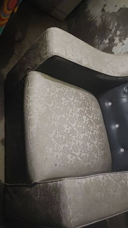 sofa for sale 3 set price 14000 contact number 03318633628 4