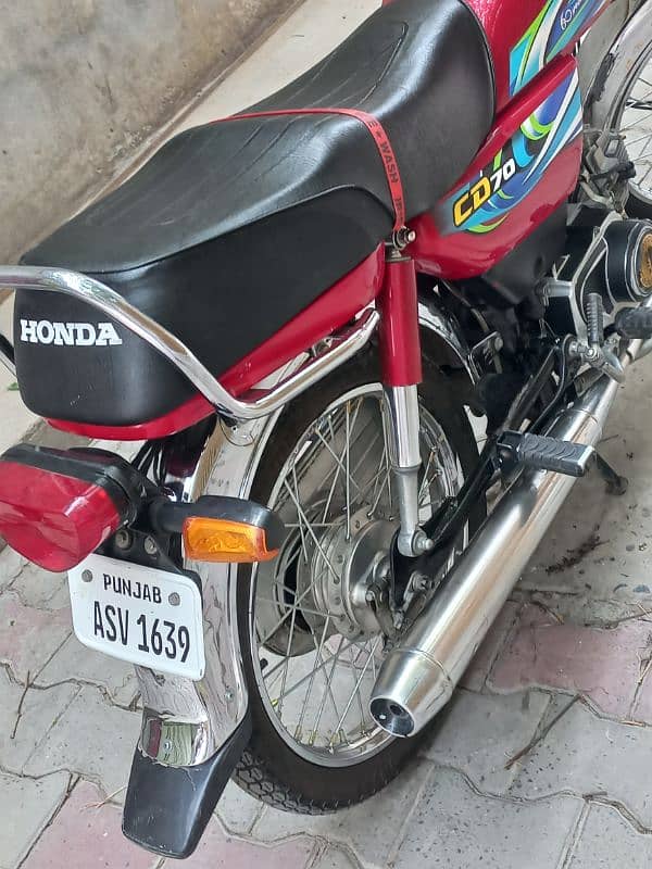 honda cd 23/24 modal urgent sale please only call 9