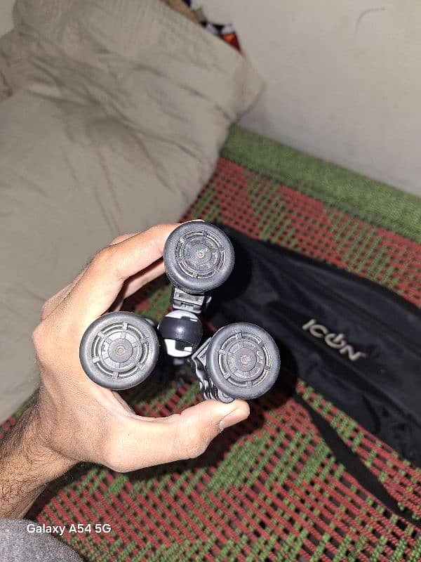 Icon Tripod for Camera and Mobile phone 4