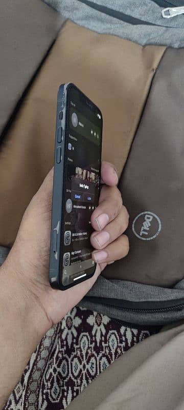 iphone 12 10/10 condition jv 64gb and 95health 2