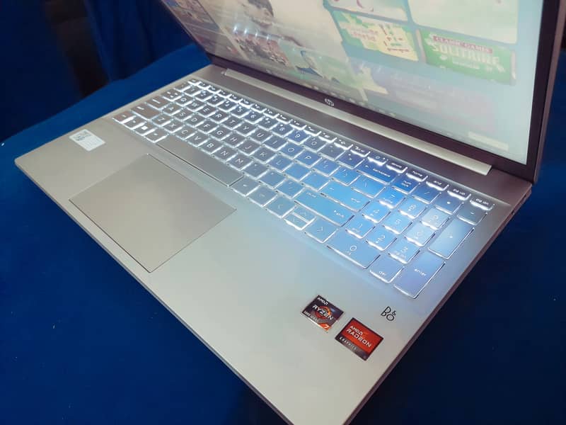 HP Pavilion Core-i7 13th Gen Ryzen 7-5700U with 4K Display urgent sale 3