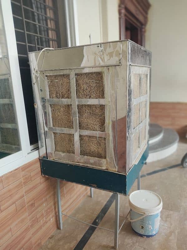 room cooler good condition steal body and full size with stand 6