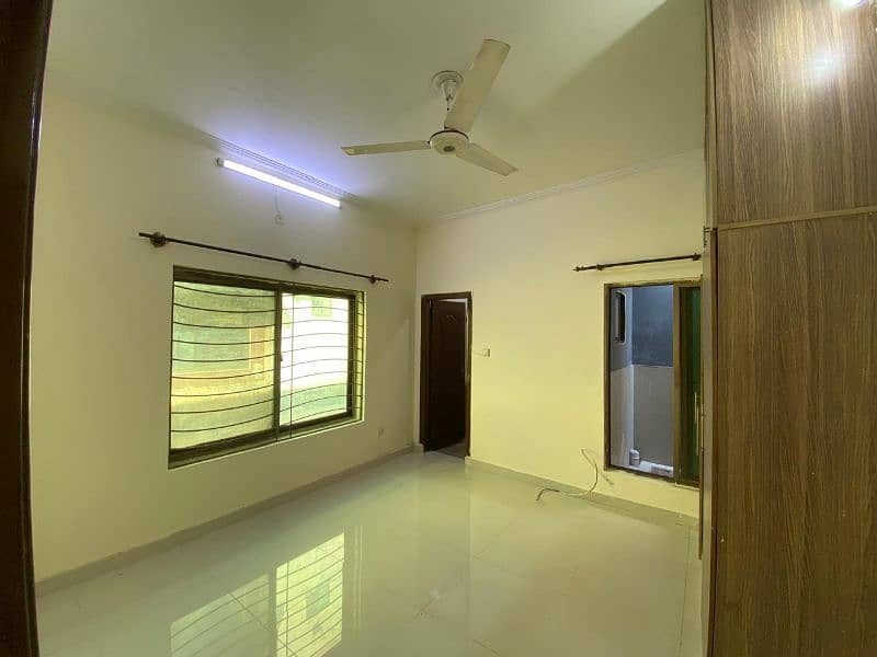 gulrez. haosig scheme 'Rawalpindi 6