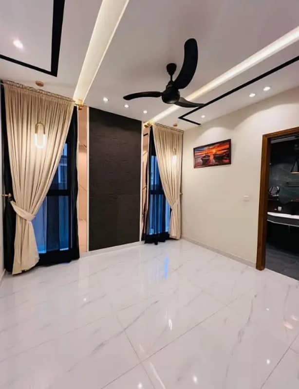 *House For Rent In Faisal Town Block A! 7
