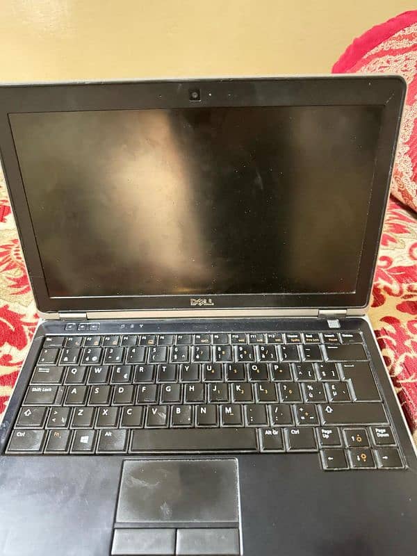 Laptop for sale in good condition Core I5 3rd-gen 4