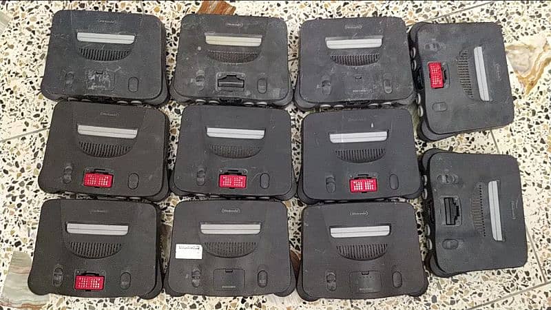 Nintendo Gameboy Nintendo 64 Sega Retro console 19