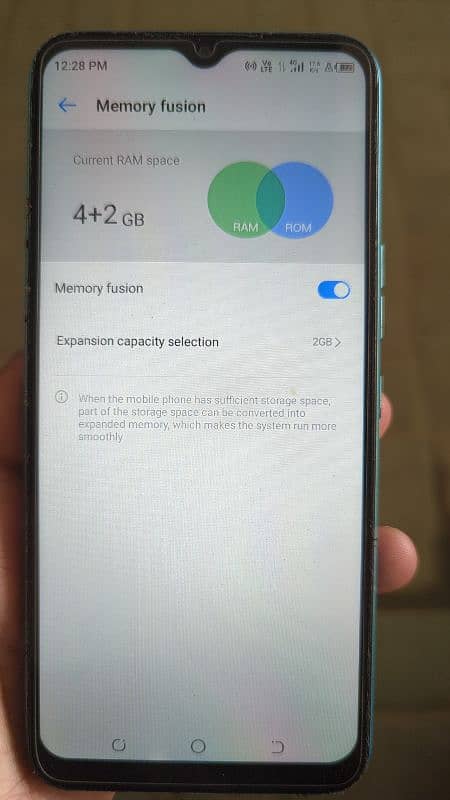 Tecno spark 8c 4+2 128 6