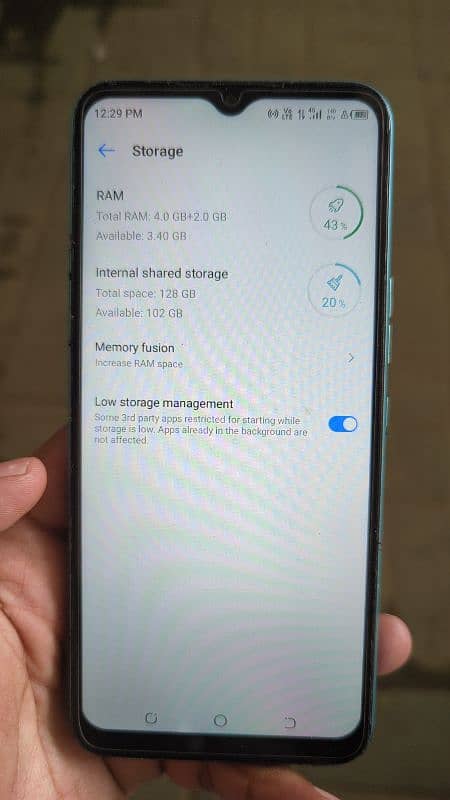 Tecno spark 8c 4+2 128 7