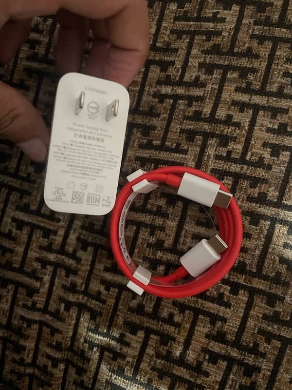 Oneplus 13 ka 100% Original Box  Pulled Cahrger hy 2
