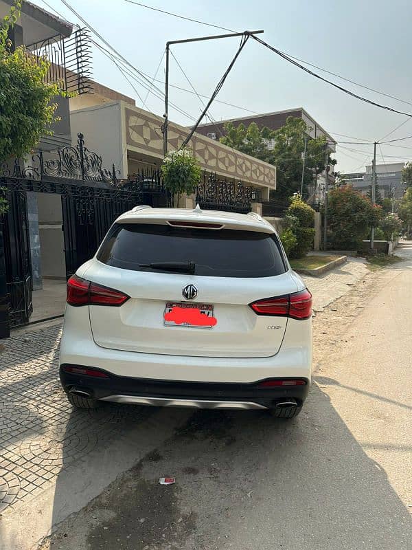 MG HS 2021 5