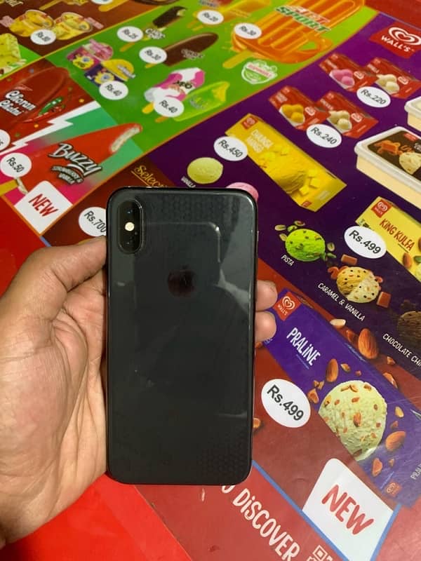 iPhone XS 10 by 9 condition All okay 1