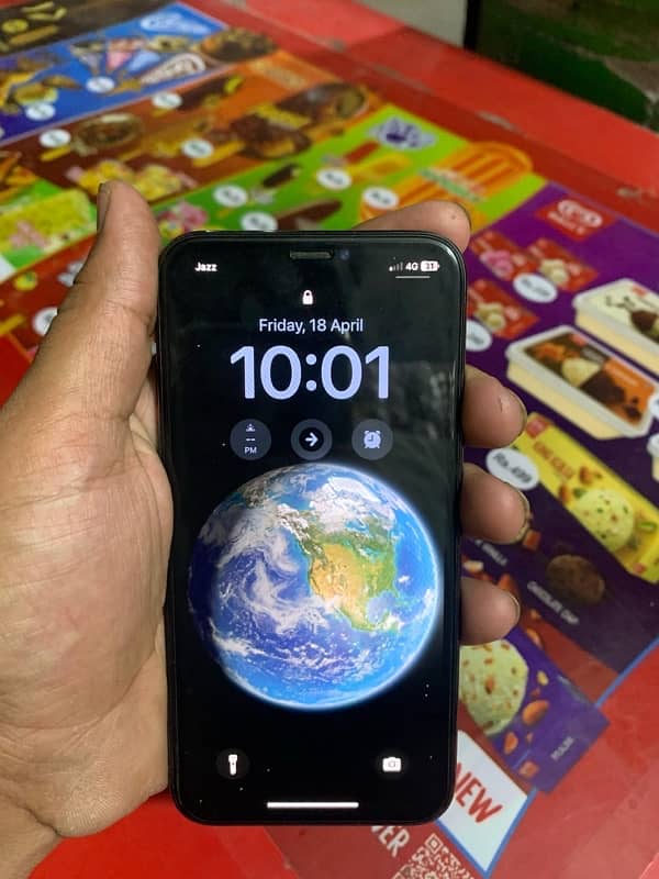 iPhone XS 10 by 9 condition All okay 2