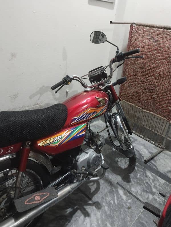 Cd. 70 2020 model lush condition add read kar lay pahly 03217699114 4