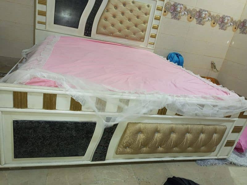 Double bed with 2 side table 0305 5232138 0