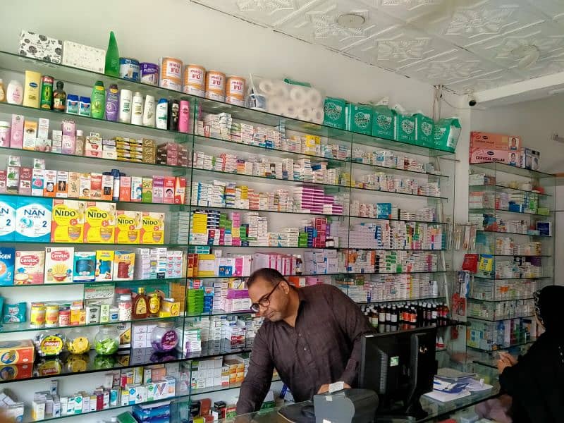Running business for sale/Pharmacy & Clinic/Pharmacy for sale 4