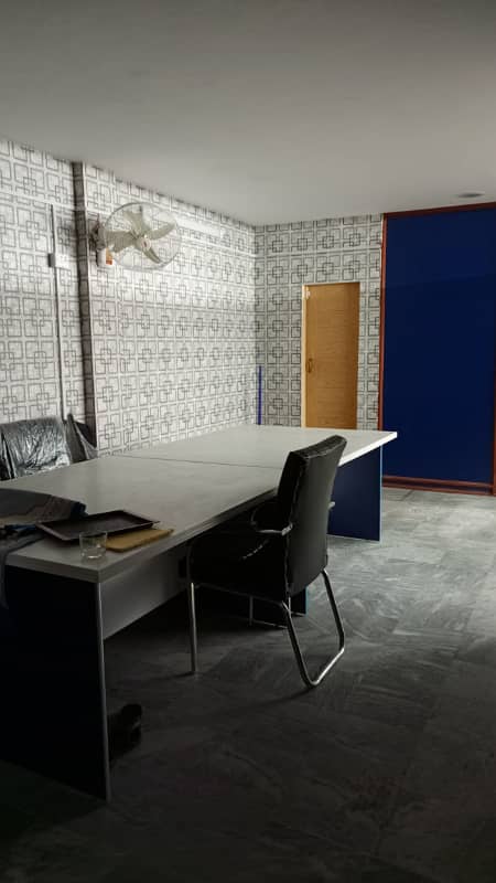 Offiice for rent in Cavalry Ground on amin road for it office software house and call center and other commercial activities as u want 0