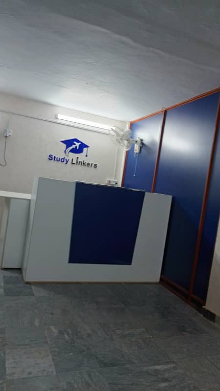 Offiice for rent in Cavalry Ground on amin road for it office software house and call center and other commercial activities as u want 4