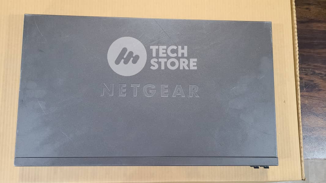 NETGEAR 28-Port PoE Gigabit Ethernet Smart Switch (GS728TPP) (Renewed 13