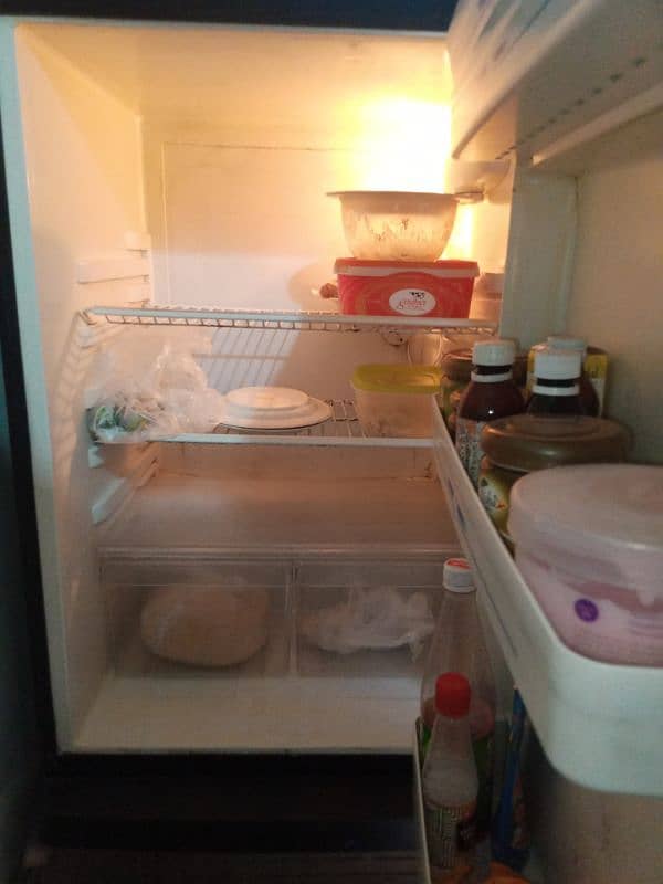 Refrigerator. . . . Haier HRF 270 2
