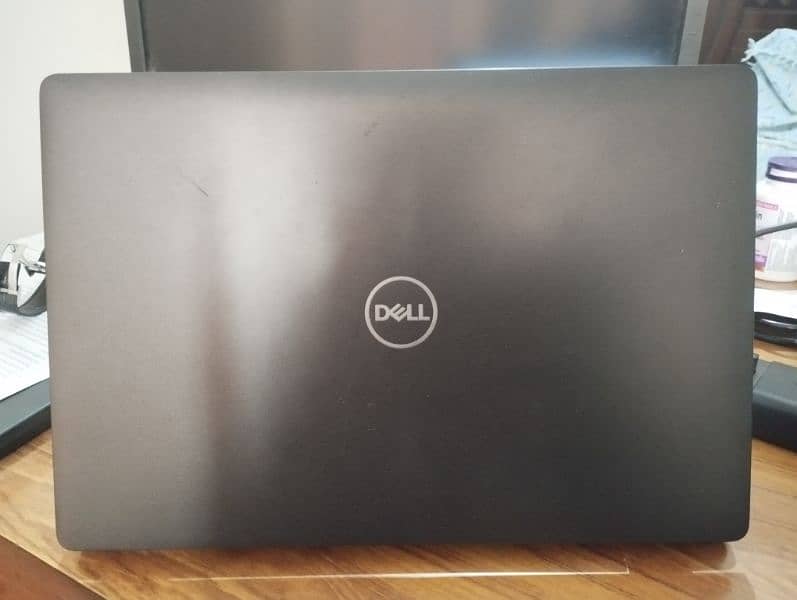 Dell Latitude 5300 0
