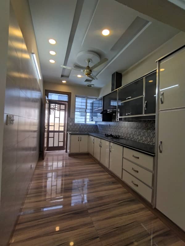 10 Marla Upper Portion For Rent In G-13 Islamabad 0