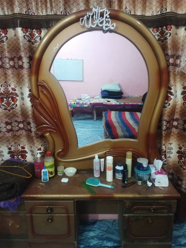Bed and Dressing Table 3