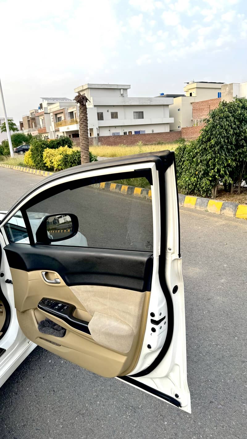 Honda Civic 2015 7