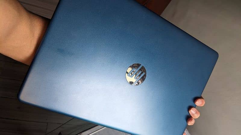 i7 12th Gen HP laptop. 2