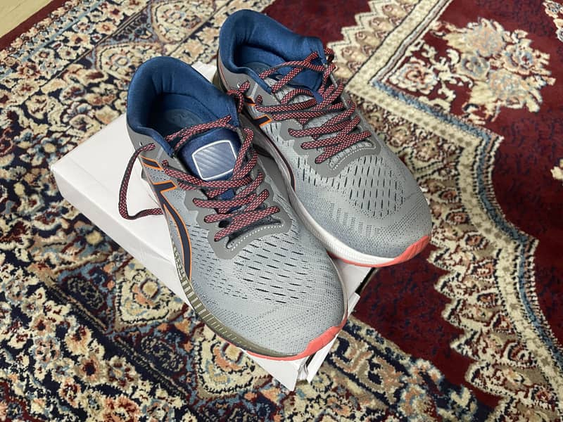 ASICS Imported Shoes, price slightly negotiable 6