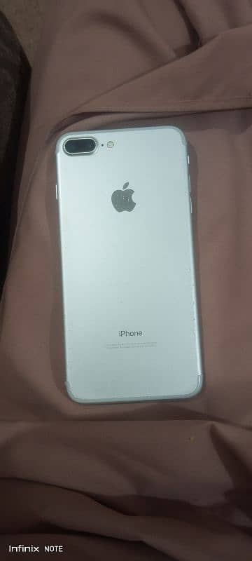 iPhone 7 plus 1