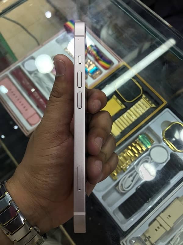 iphone 13 128 Non PTA 5