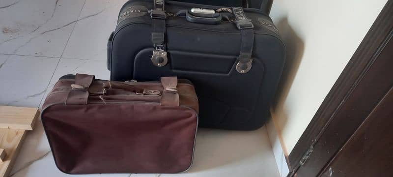 2 k sath ak free laggage bag 7