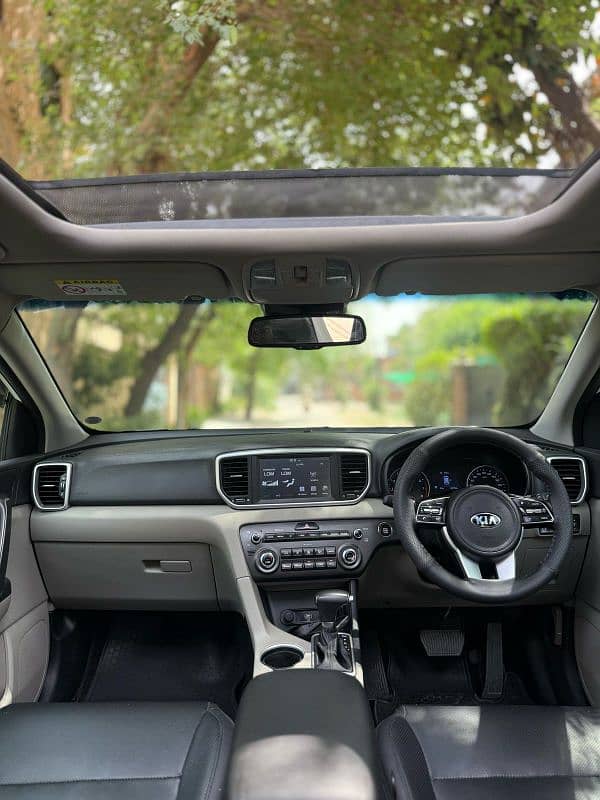KIA Sportage 2022 8