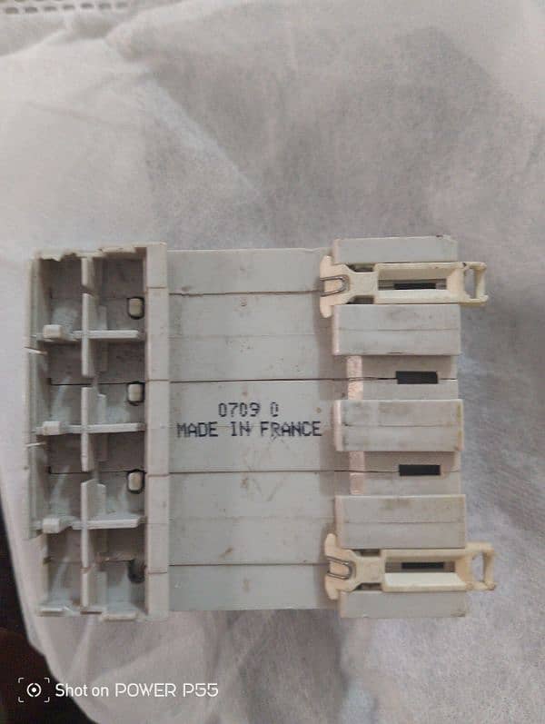 SPD electricity break Device. 1