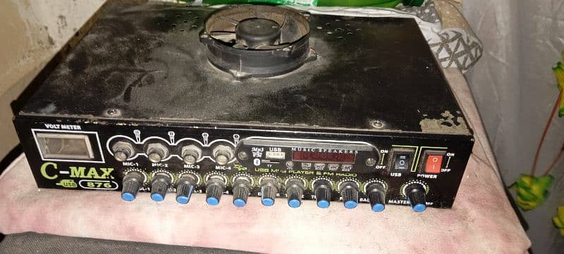 speaker with Amplifier 1