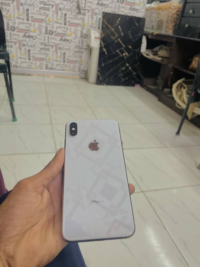 Iphone xs max 64 GB non PTA pack set all okay battery service 74 0