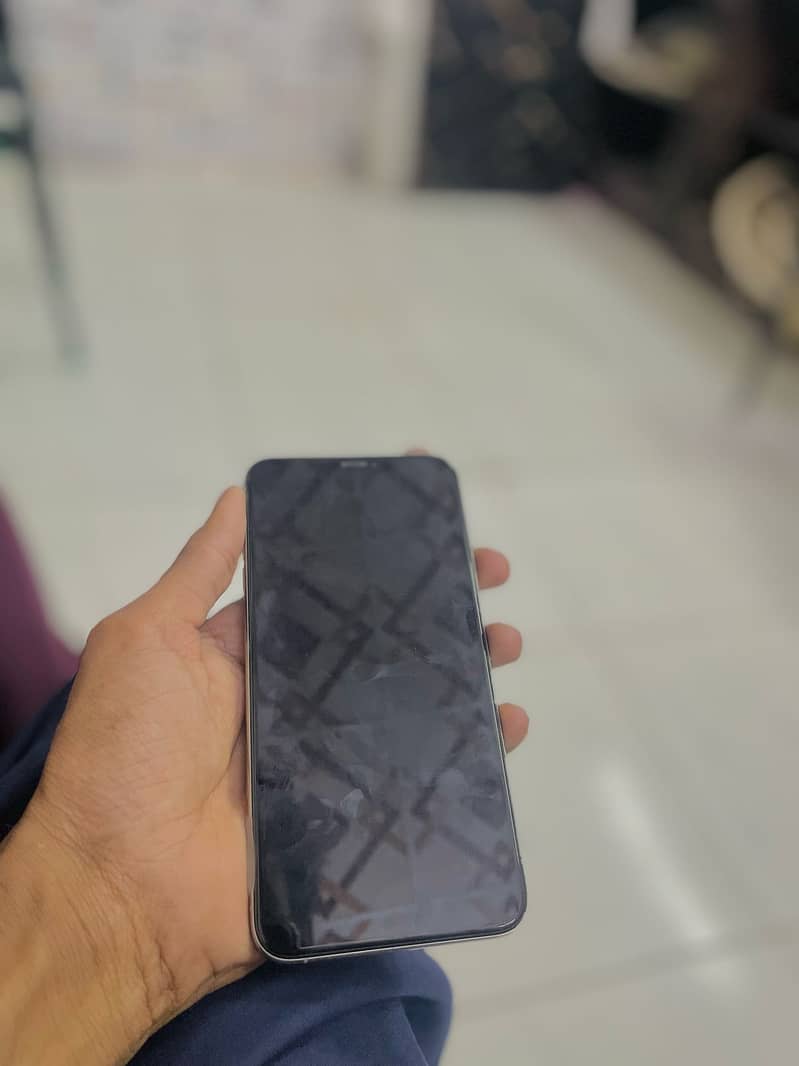 Iphone xs max 64 GB non PTA pack set all okay battery service 74 3