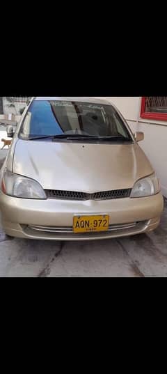 Toyota Platz 2000