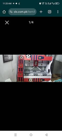 Bunk bed triple story